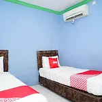 OYO 2343 Winolanto Guest House Syariah
