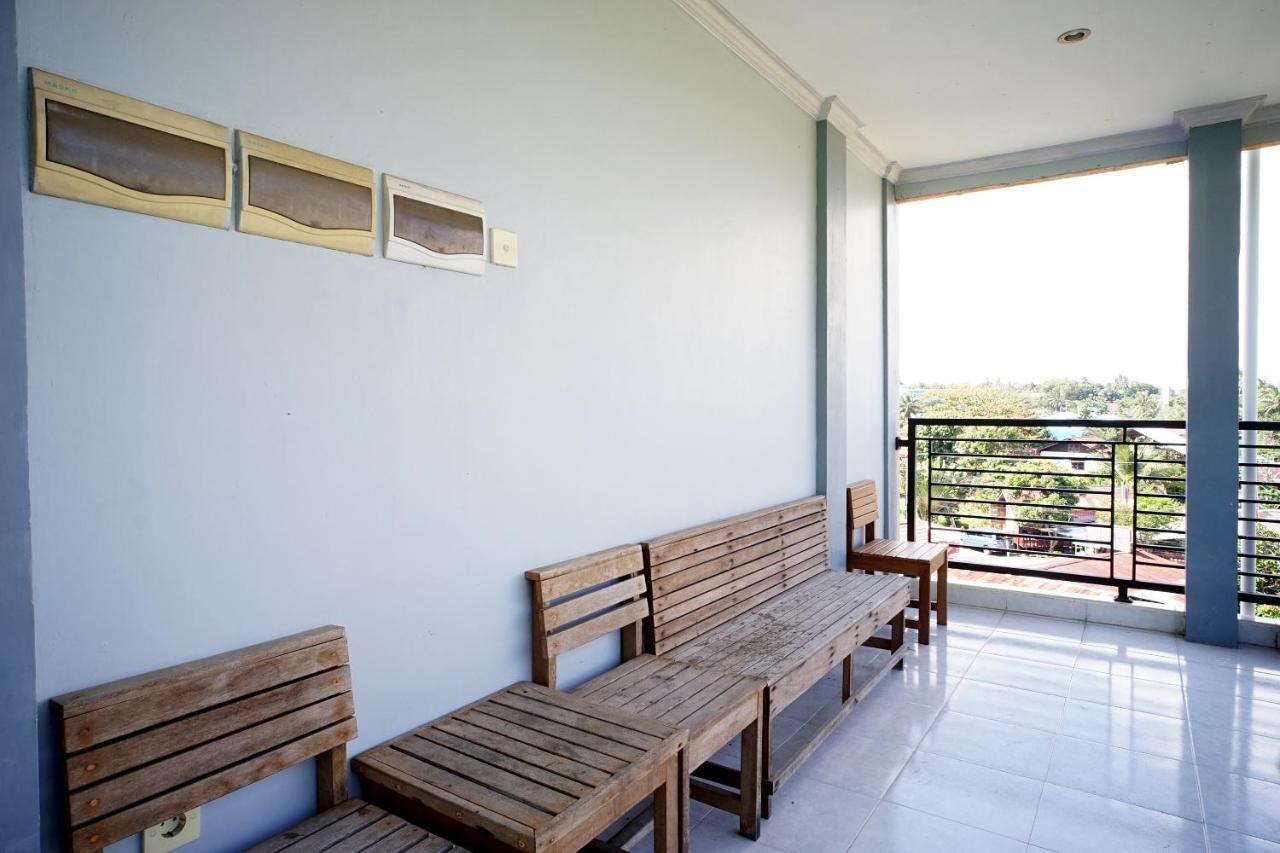 Oyo 2343 Winolanto Syariah Hotel 2*